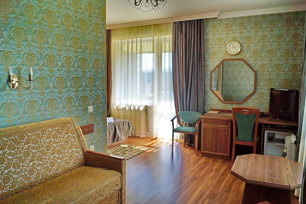 Hermes Resort Hotel Rest And Treatment Truskavets Quarto foto